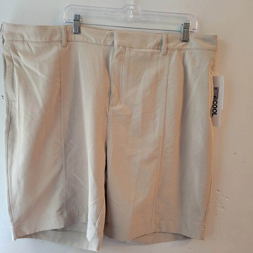 32‎ Degrees Cool Shorts Mens Sz  20 Pure Cashmere Beige Performance Stretch Golf